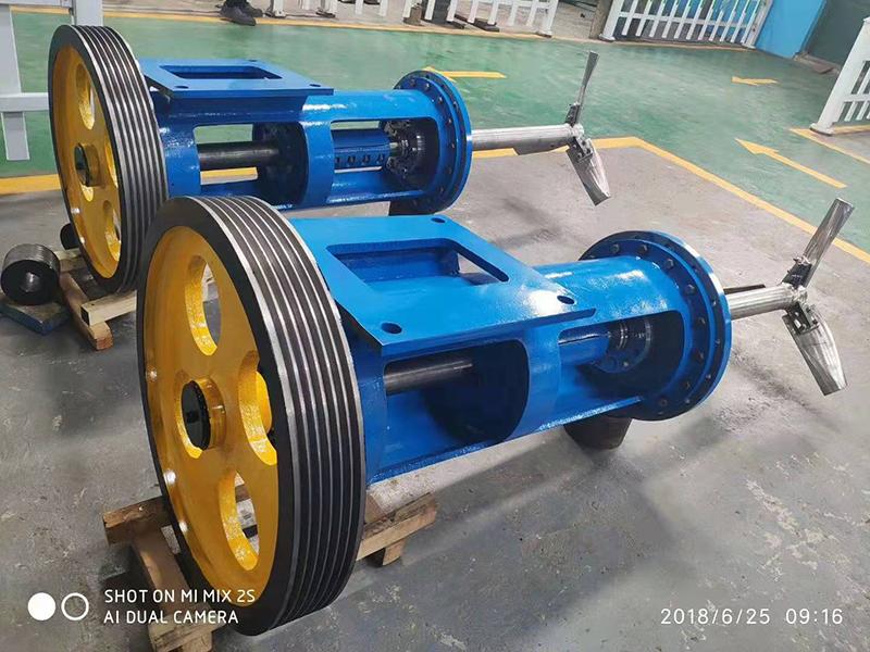 侧入式搅拌器