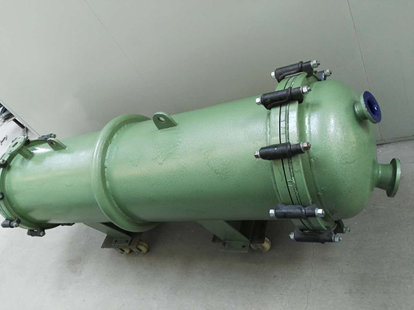 搪玻璃列管式冷凝器